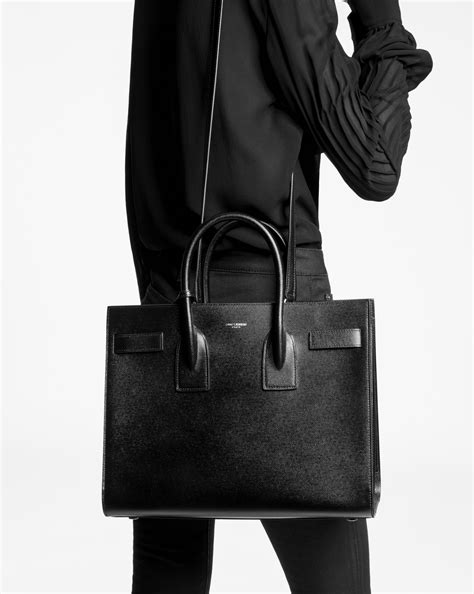 sac en toile yves saint laurent|ysl sac de jour black.